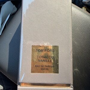 Tom Ford Tobacco Vanille Perfume with Gold Label
